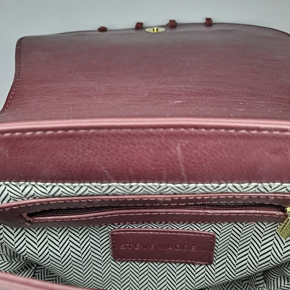 Steve Madden burgundy tassel crossbody - Picture 9 of 14